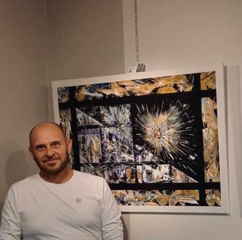 E.B ERIC BERTRAND